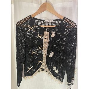 Crochet Bolero‎ Jacket Size Large Boho Beaded Black With Cream Lace Trim Bows